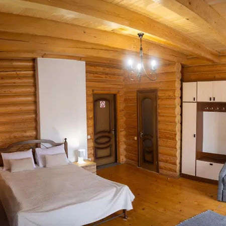 Karpaty Panorama & Hotel 3*